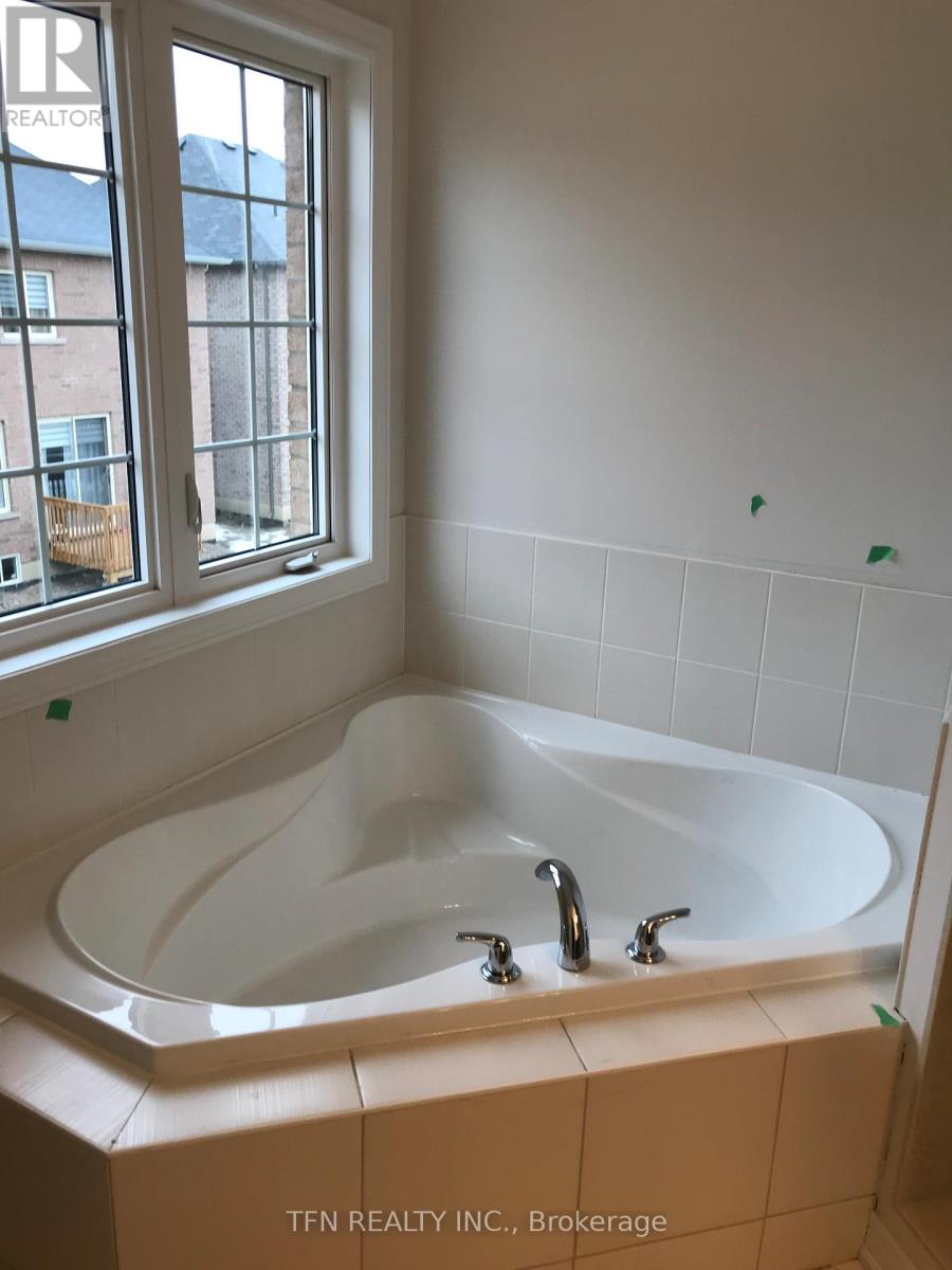 32 Spokanne Street, Brampton, Ontario  L6R 0B3 - Photo 12 - W13019184