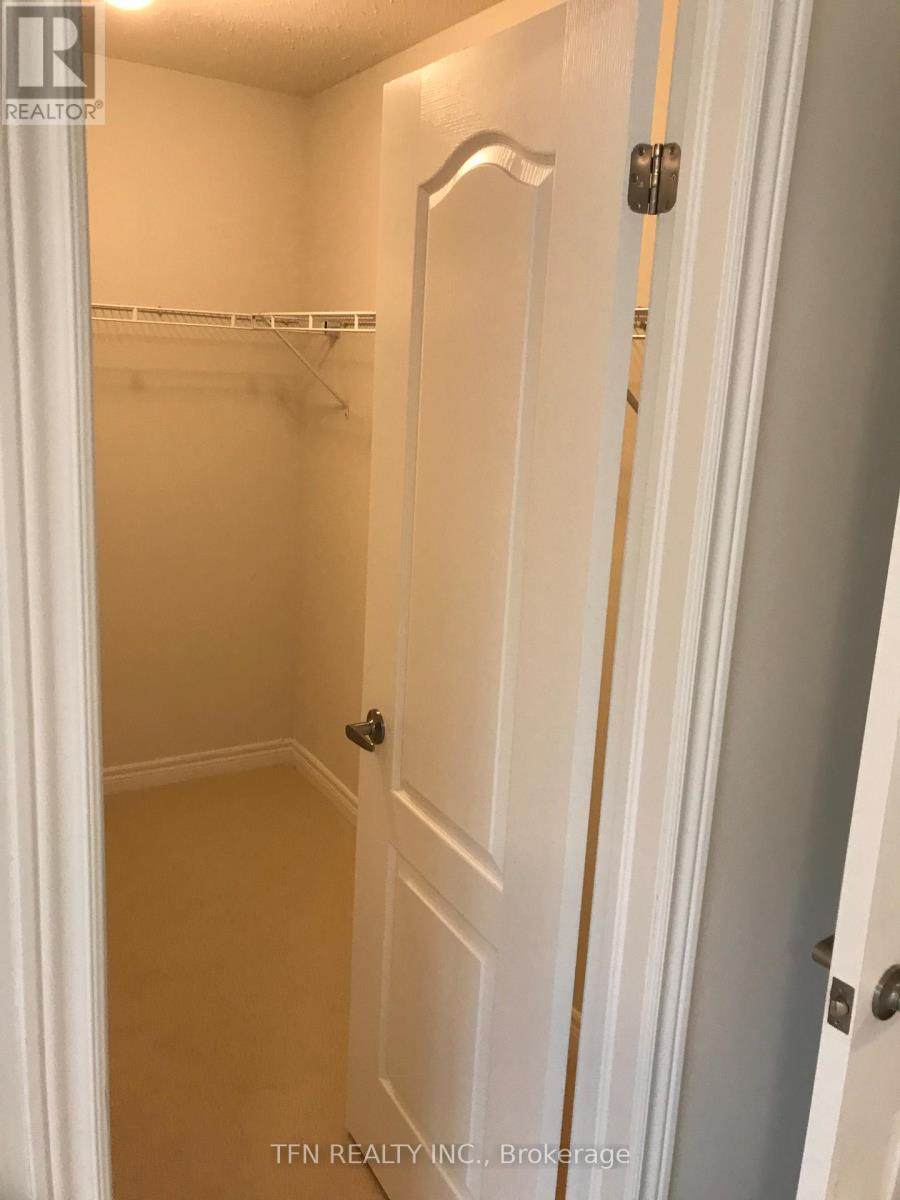 32 Spokanne Street, Brampton, Ontario  L6R 0B3 - Photo 15 - W13019184