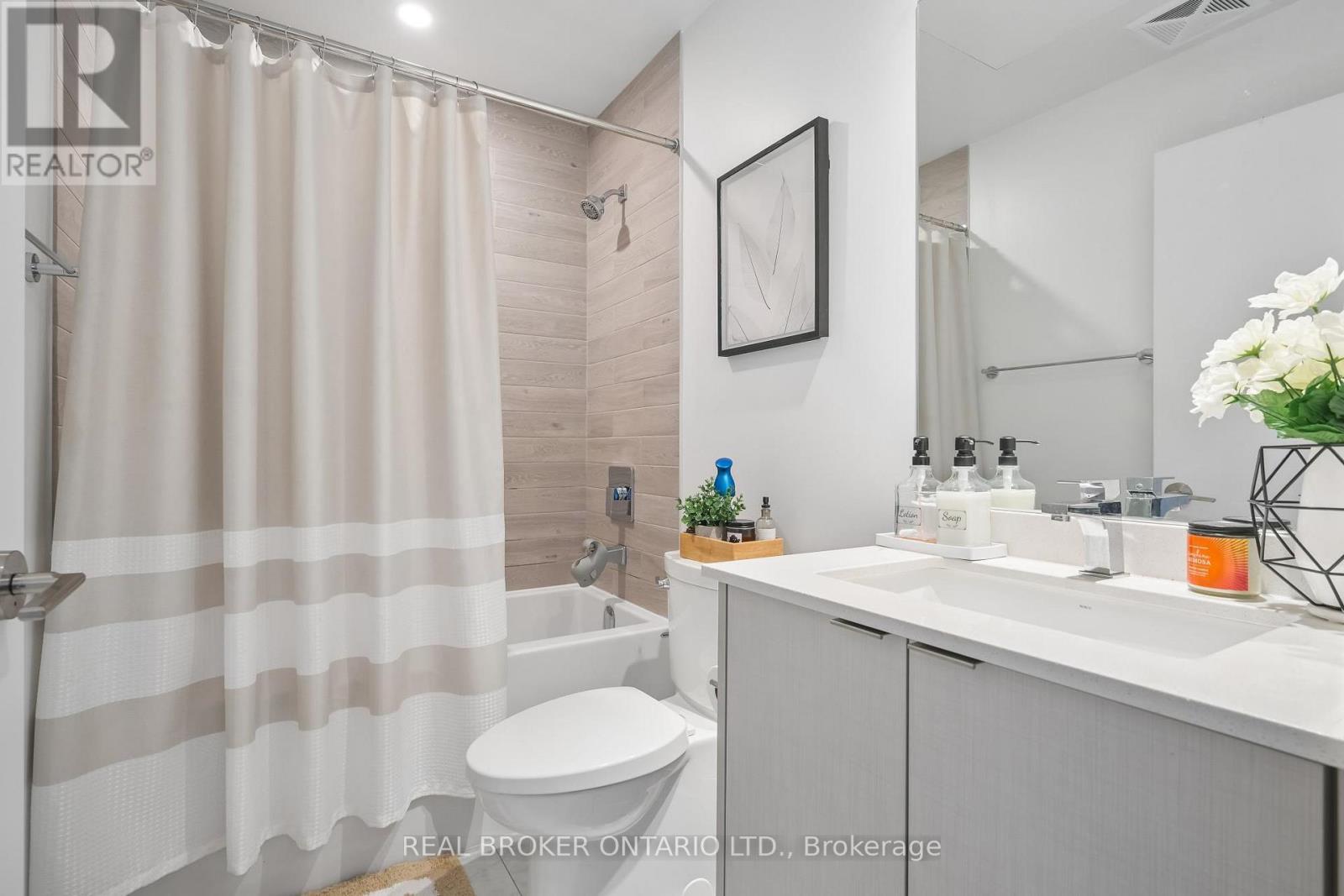 3807 - 1926 Lakeshore Boulevard W, Toronto, Ontario  M6S 1A1 - Photo 13 - W13019198