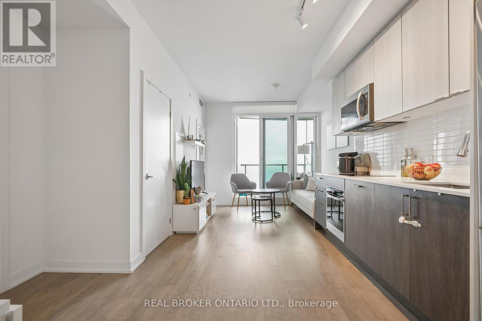 3807 - 1926 Lakeshore Boulevard W, Toronto, Ontario  M6S 1A1 - Photo 6 - W13019198