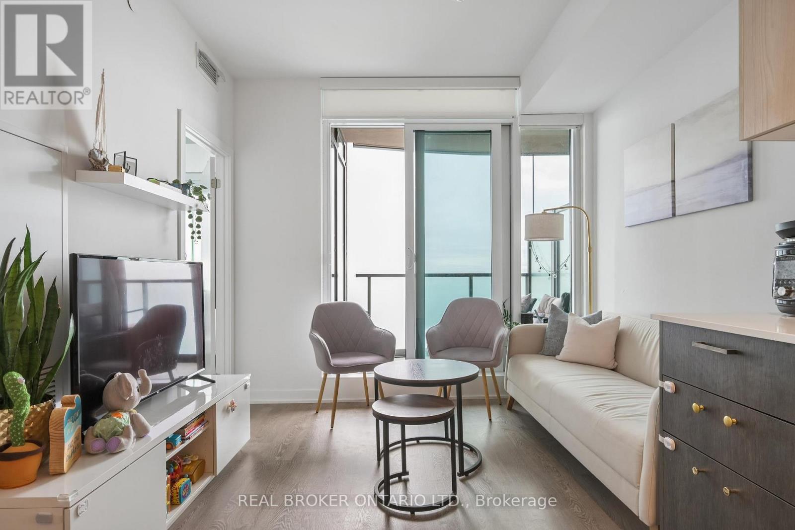 3807 - 1926 Lakeshore Boulevard W, Toronto, Ontario  M6S 1A1 - Photo 7 - W13019198