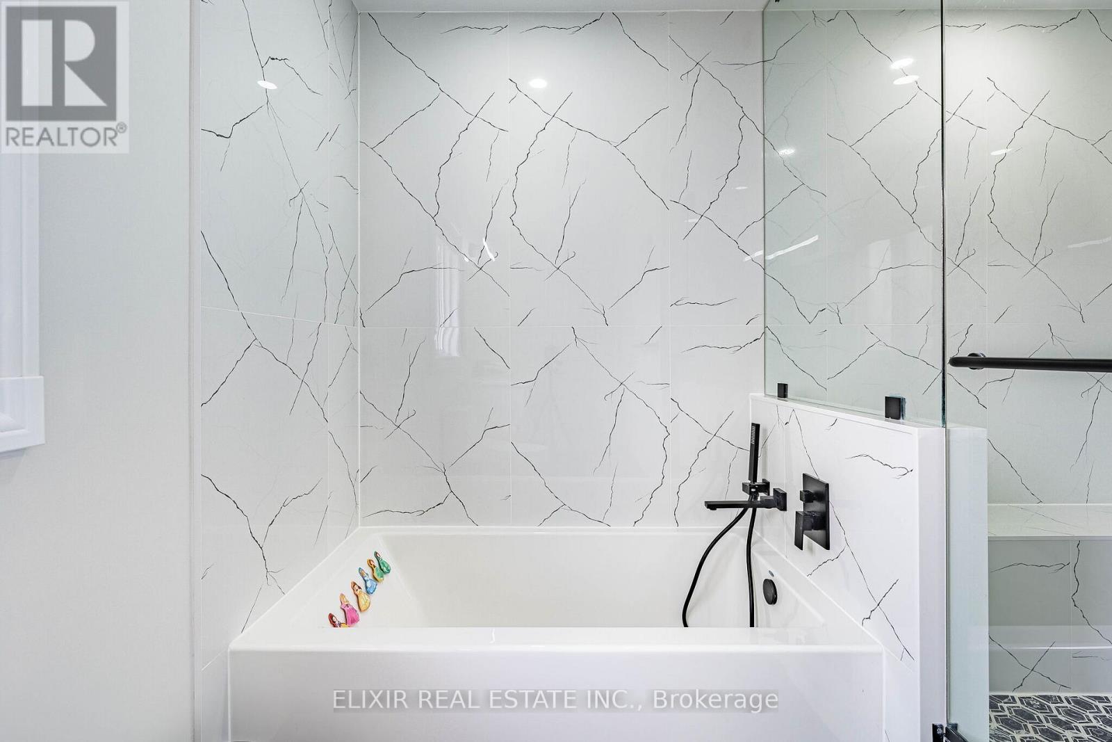 82 Kimbark Drive, Brampton, Ontario  L6X 3C6 - Photo 28 - W13019200