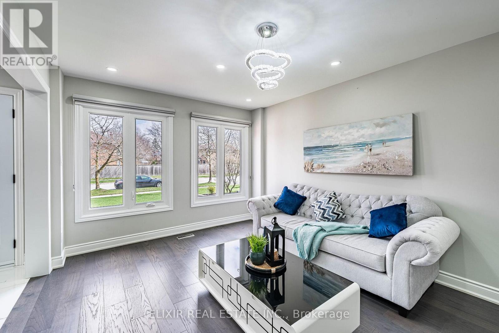 82 Kimbark Drive, Brampton, Ontario  L6X 3C6 - Photo 7 - W13019200