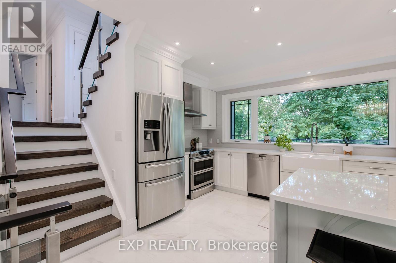 467 Caesar Avenue, Oakville, Ontario  L6J 3Z1 - Photo 11 - W13019222