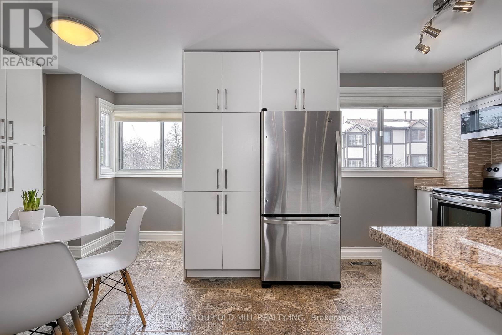 1 - 4 Bradbrook Road, Toronto, Ontario  M8Z 5V3 - Photo 17 - W13019242