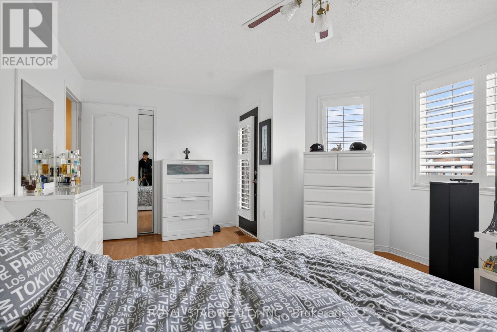 3841 Edgecliffe Run, Mississauga, Ontario  L5M 6N6 - Photo 33 - W13019280