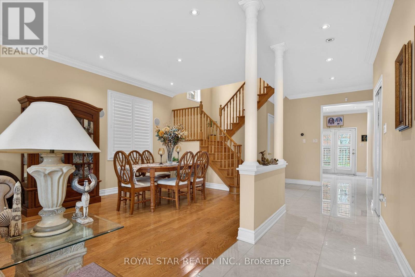 3841 Edgecliffe Run, Mississauga, Ontario  L5M 6N6 - Photo 7 - W13019280