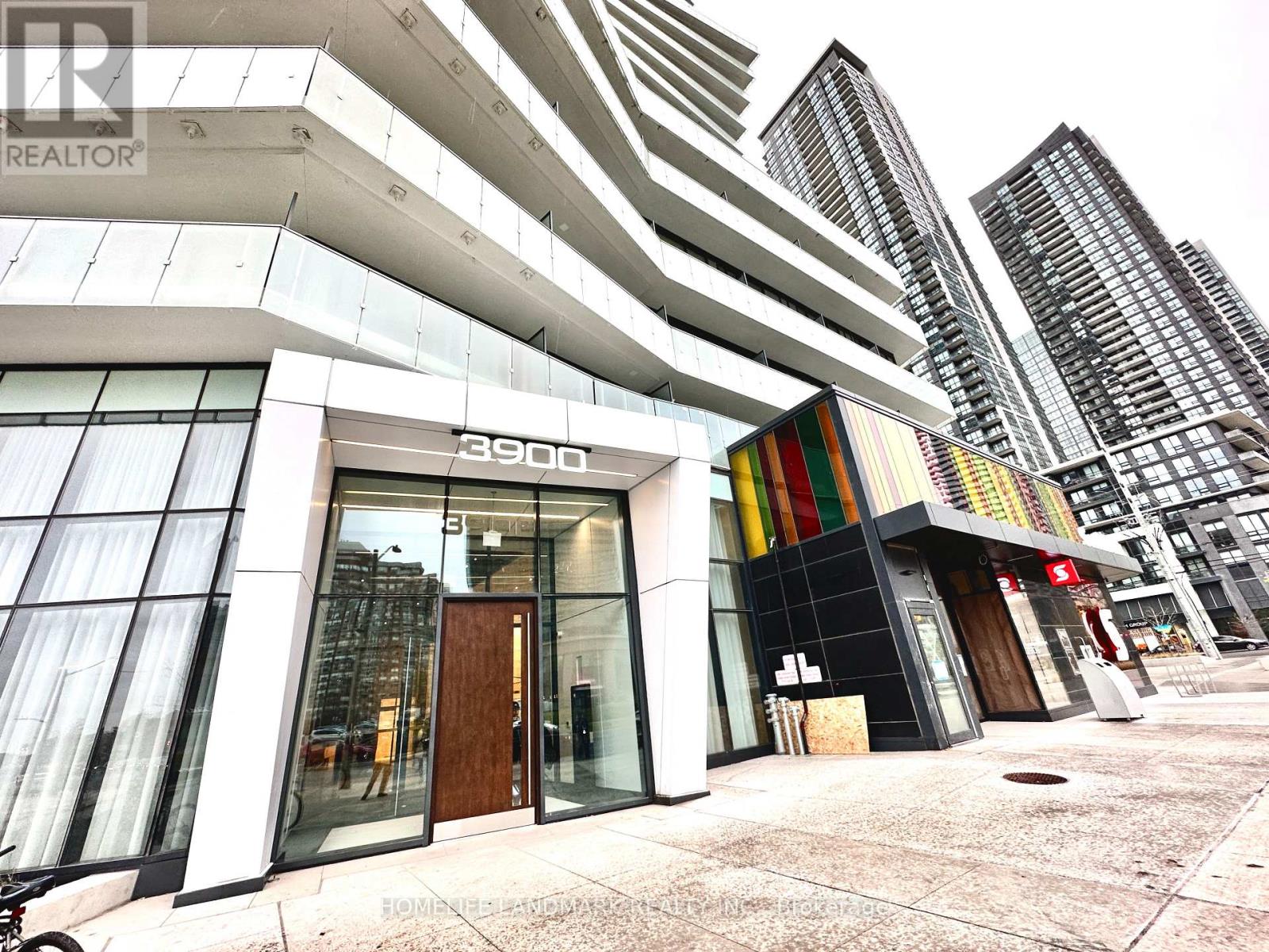 1203 - 3900 Confederation Parkway, Mississauga, Ontario  L5B 0M3 - Photo 2 - W13019292