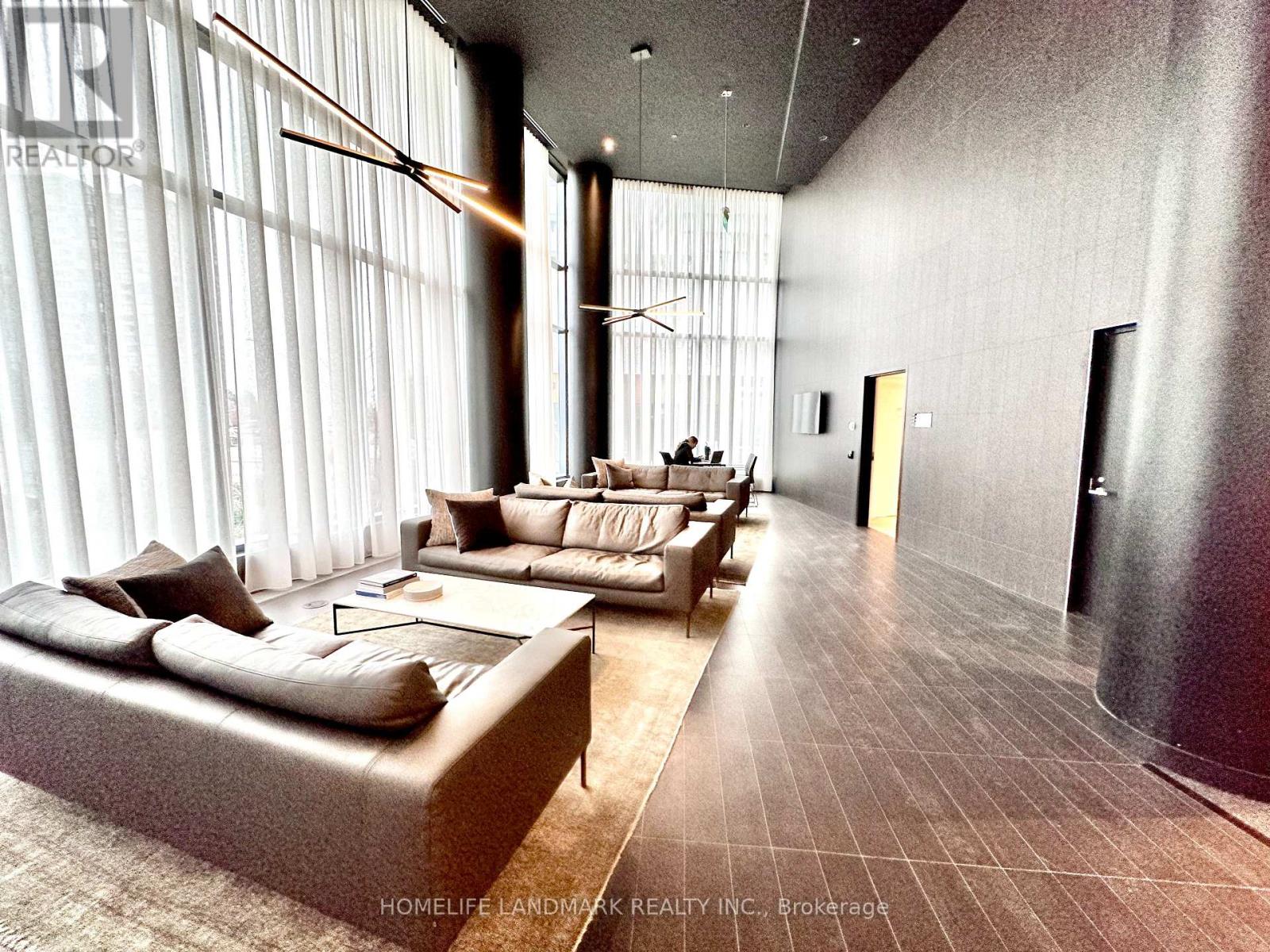 1203 - 3900 Confederation Parkway, Mississauga, Ontario  L5B 0M3 - Photo 21 - W13019292