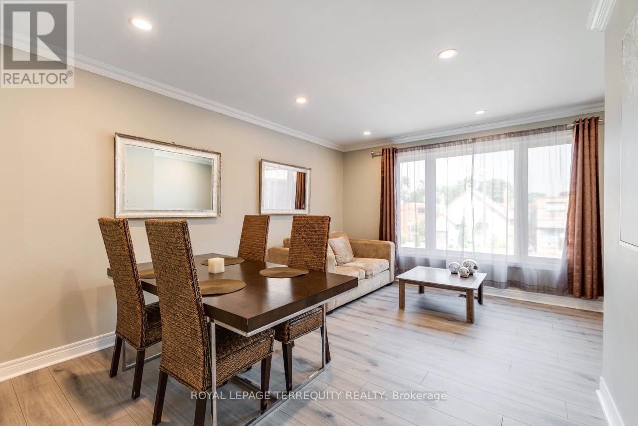 Upper - 26a Scarlett Road, Toronto, Ontario  M6N 4K1 - Photo 4 - W13019336