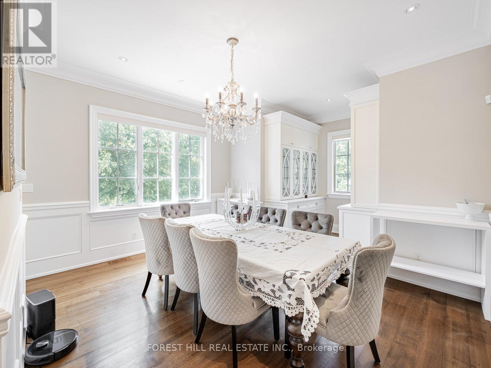 302 Pinehurst Drive W, Oakville, Ontario  L6J 4X3 - Photo 13 - W13019360