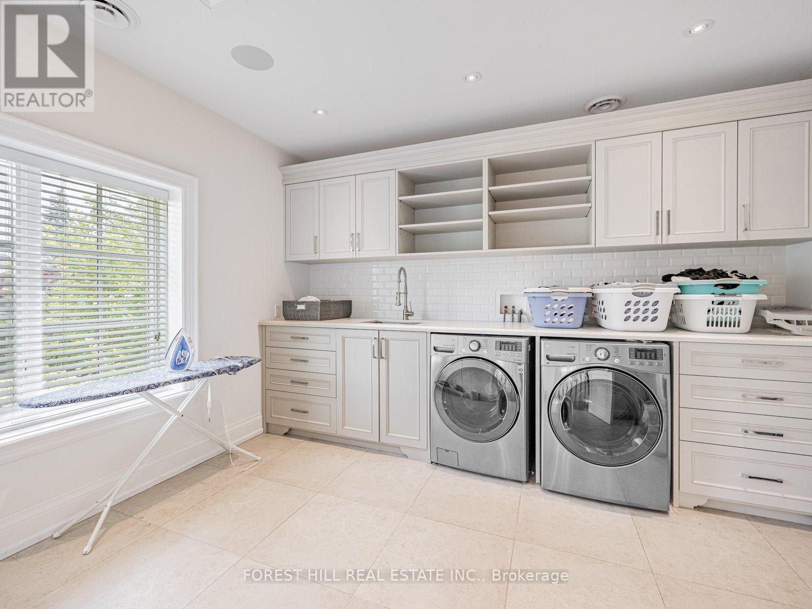 302 Pinehurst Drive W, Oakville, Ontario  L6J 4X3 - Photo 29 - W13019360