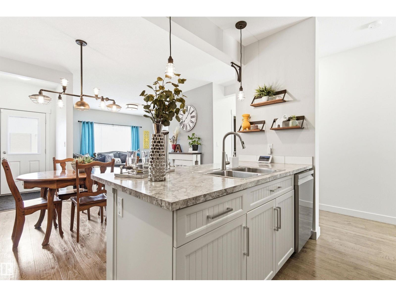 678 Secord Bv Nw, Edmonton, Alberta  T6T 6Z6 - Photo 11 - E4482848