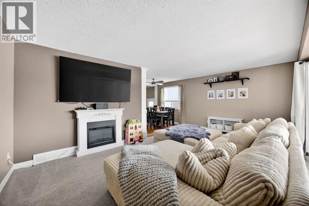 12 Westhill Drive, Didsbury, Alberta  T0M 0W0 - Photo 4 - A2297980