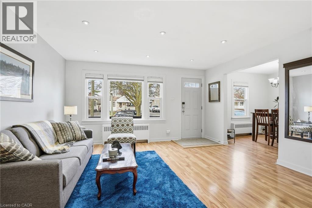 30 Harold Avenue, Welland, Ontario  L3B 1J5 - Photo 4 - 40820427