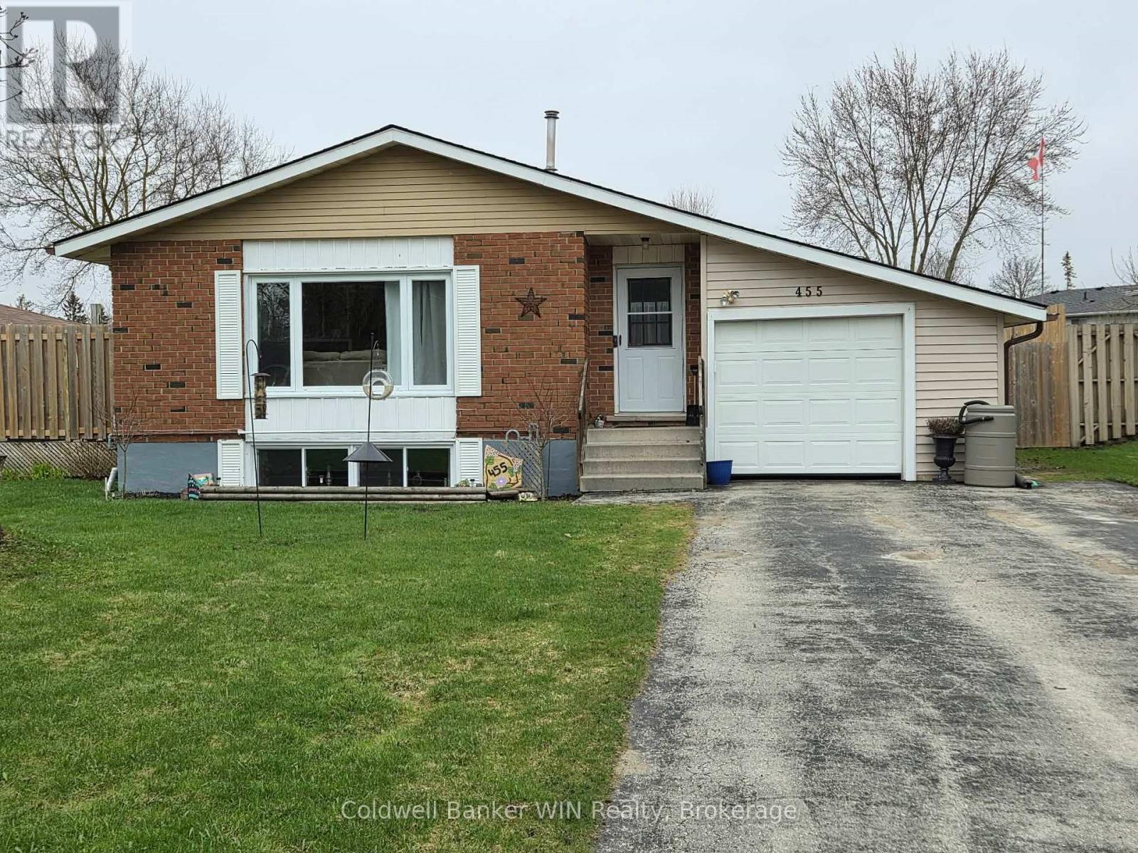 455 ALBERT STREET, Wellington North, Ontario