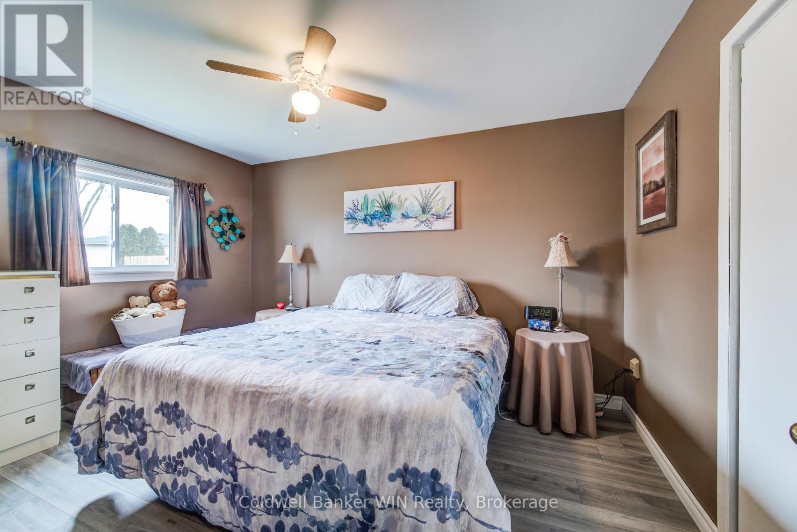 455 Albert Street, Wellington North, Ontario  N0G 2L2 - Photo 18 - X12927432