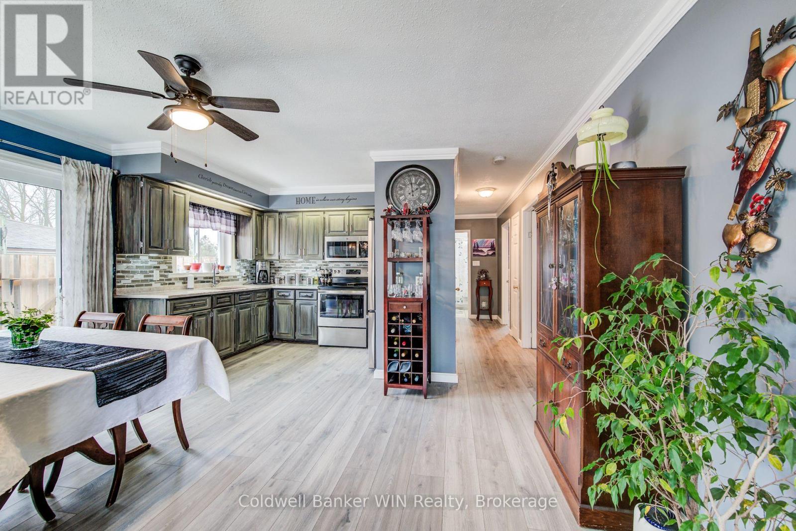 455 Albert Street, Wellington North, Ontario  N0G 2L2 - Photo 9 - X12927432