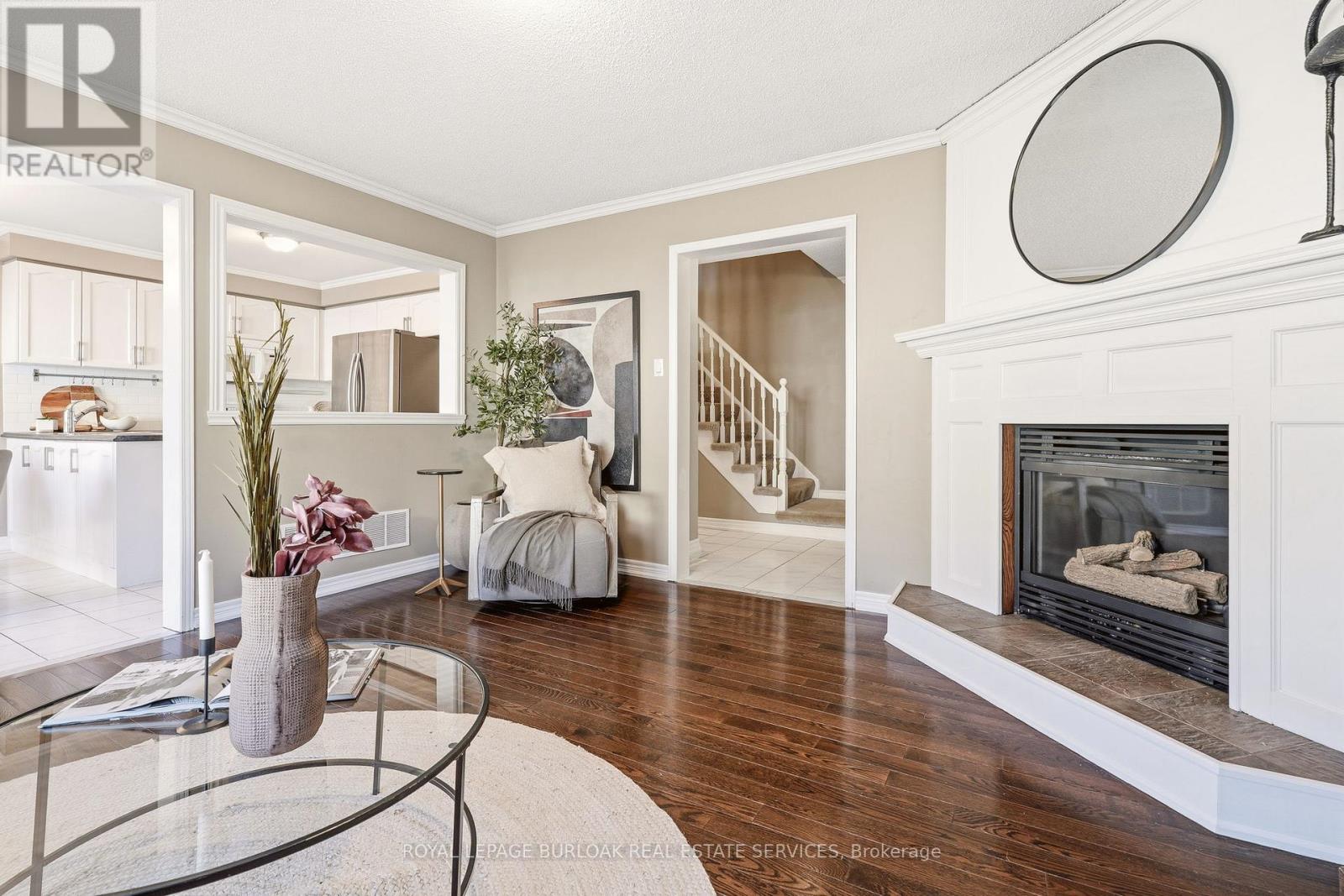 95 Thornlodge Drive, Hamilton, Ontario  L8B 0L9 - Photo 4 - X13019208