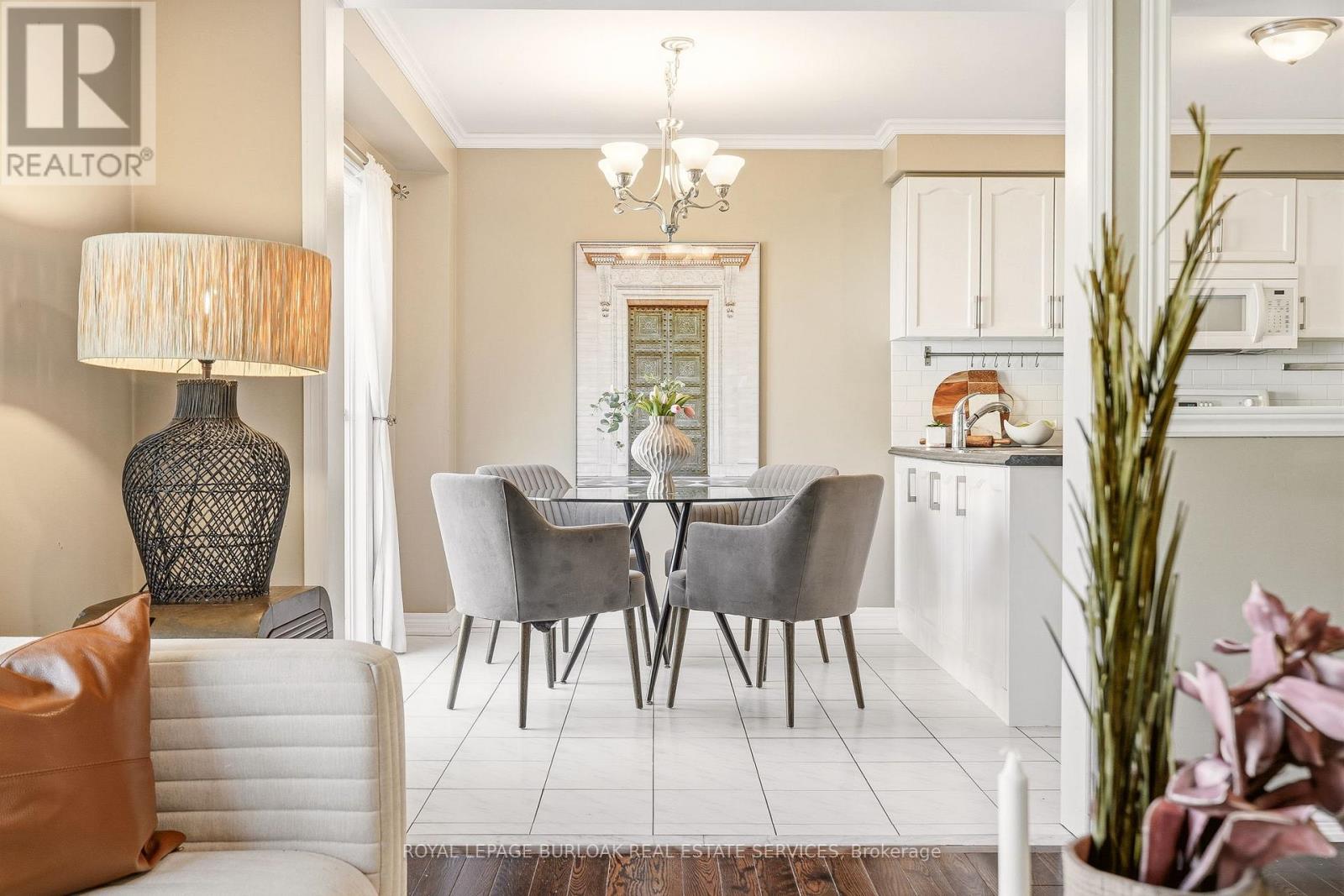 95 Thornlodge Drive, Hamilton, Ontario  L8B 0L9 - Photo 7 - X13019208