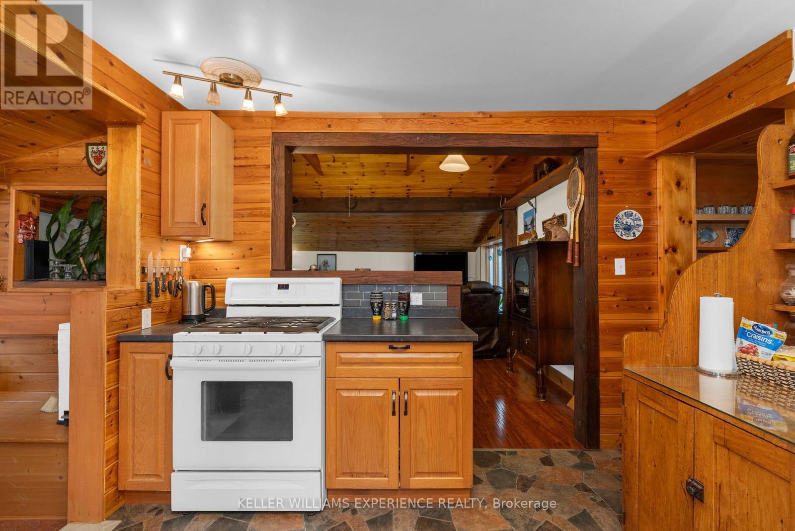 520 First Street N, Gravenhurst, Ontario  P1P 1B9 - Photo 7 - X13019248