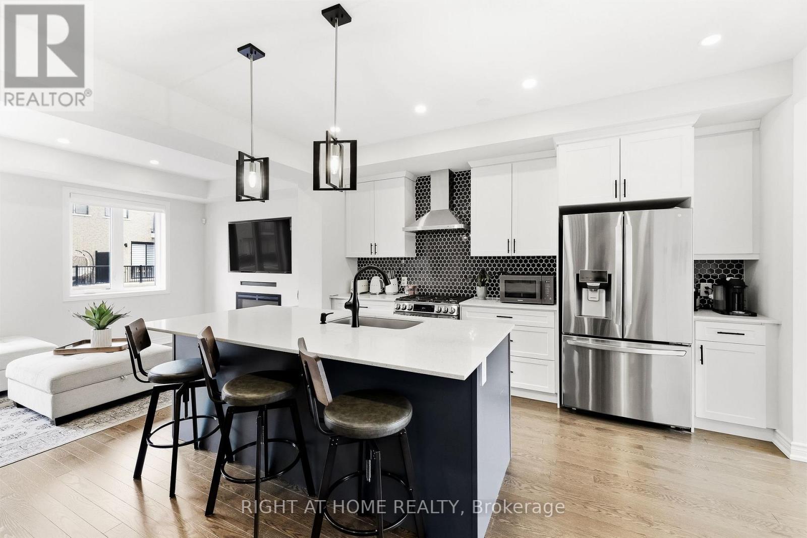 89 Dorian Drive, Whitby, Ontario  L1P 0C8 - Photo 15 - E12849952