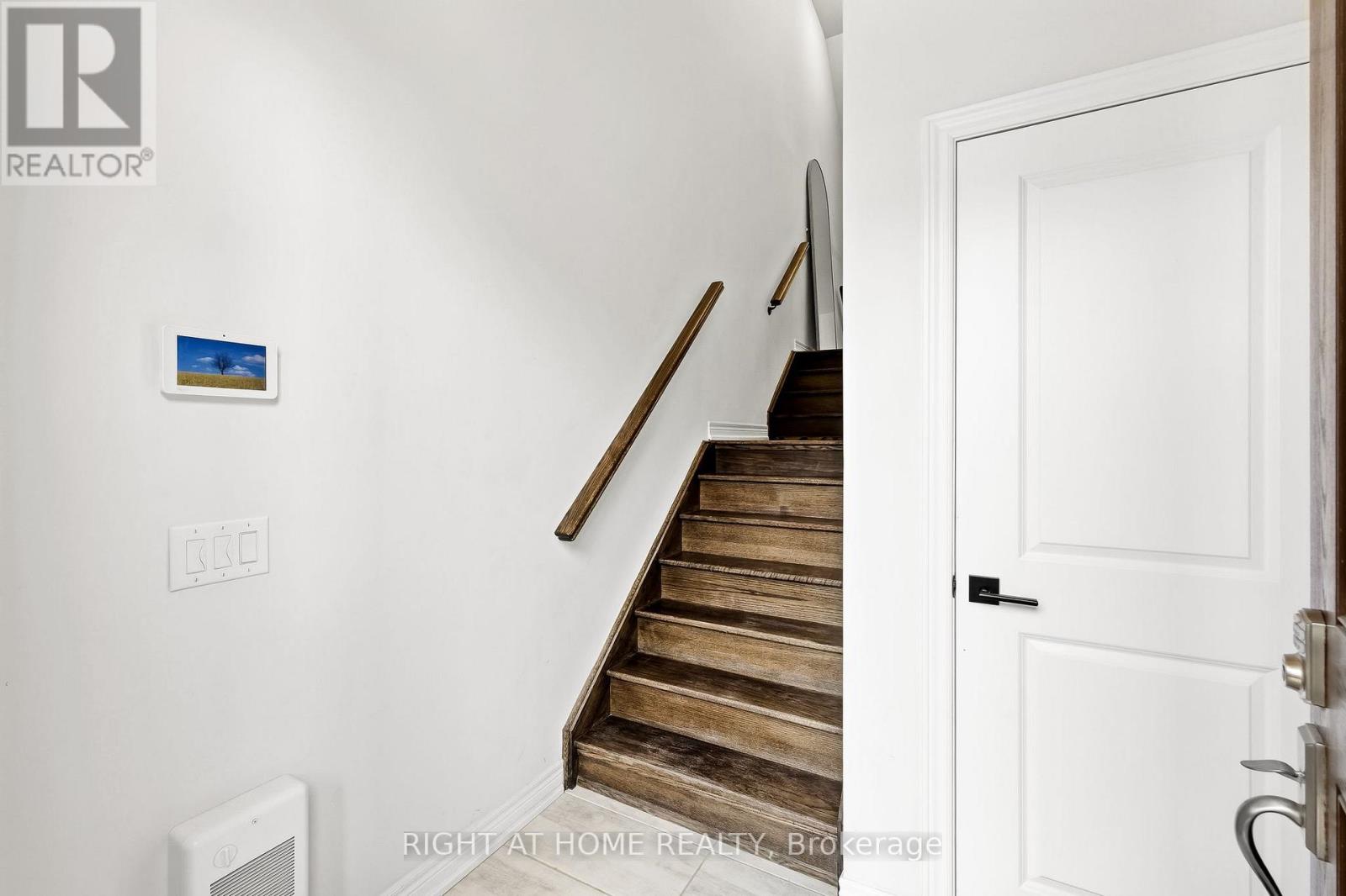 89 Dorian Drive, Whitby, Ontario  L1P 0C8 - Photo 6 - E12849952