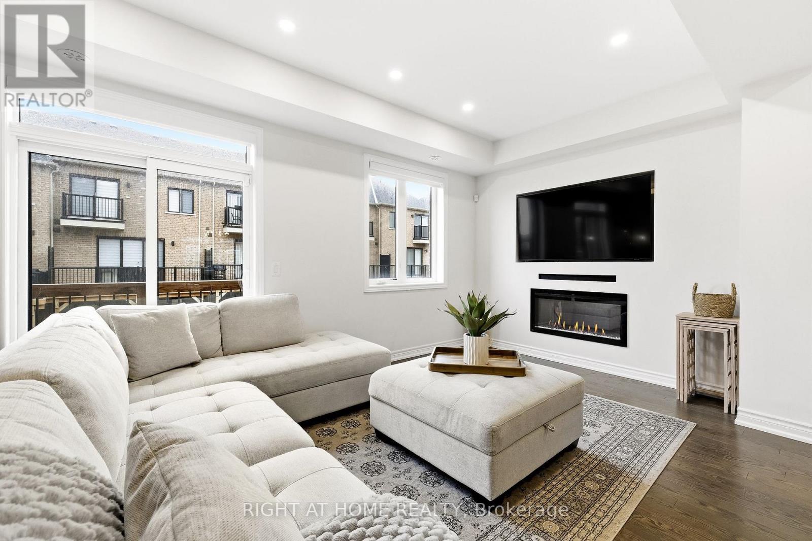 89 Dorian Drive, Whitby, Ontario  L1P 0C8 - Photo 8 - E12849952