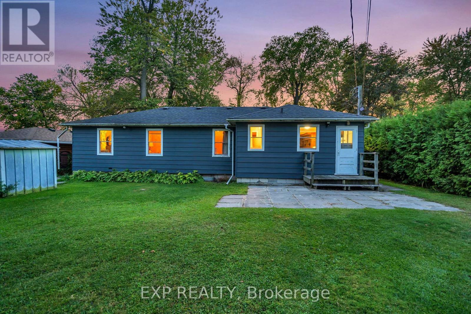 28 Mcrae Beach Road S, Georgina, Ontario  L0E 1L0 - Photo 6 - N12766404