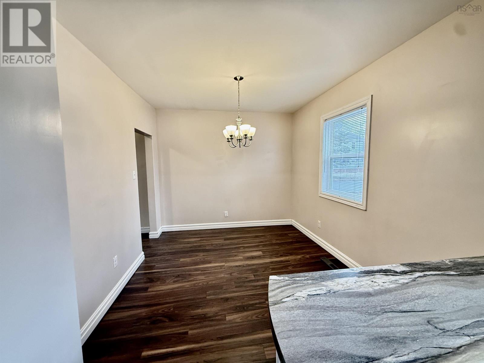 41 Irving Street, Dartmouth, Nova Scotia  B2W 1K1 - Photo 8 - 202607956