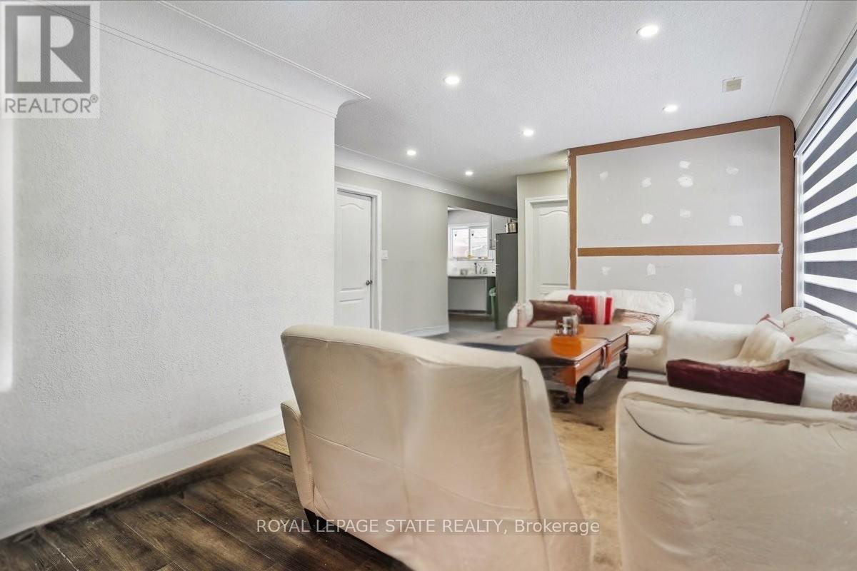 251 King Street E, Hamilton, Ontario  L8G 1L9 - Photo 6 - X12976356