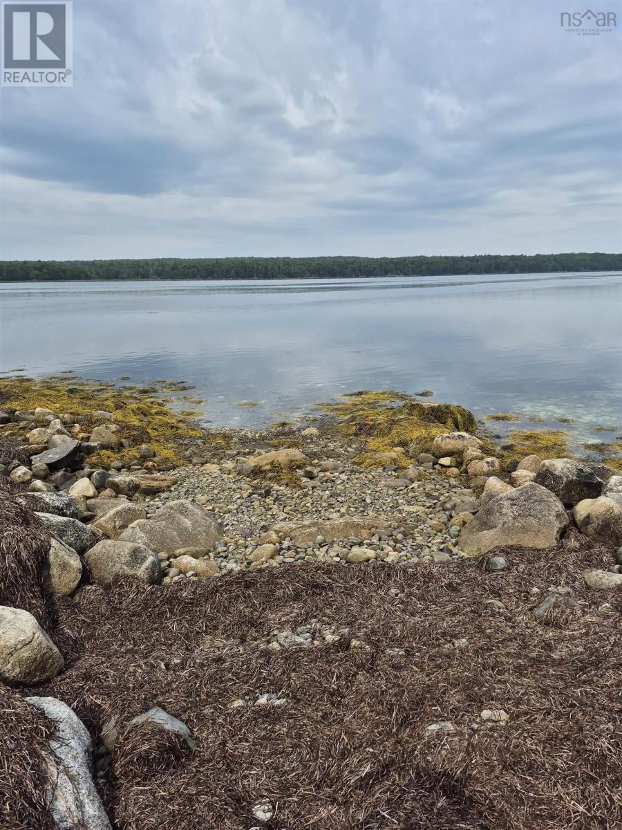 36 Goose View Drive, East Port L'hebert, Nova Scotia  B0T 1S0 - Photo 8 - 202607975