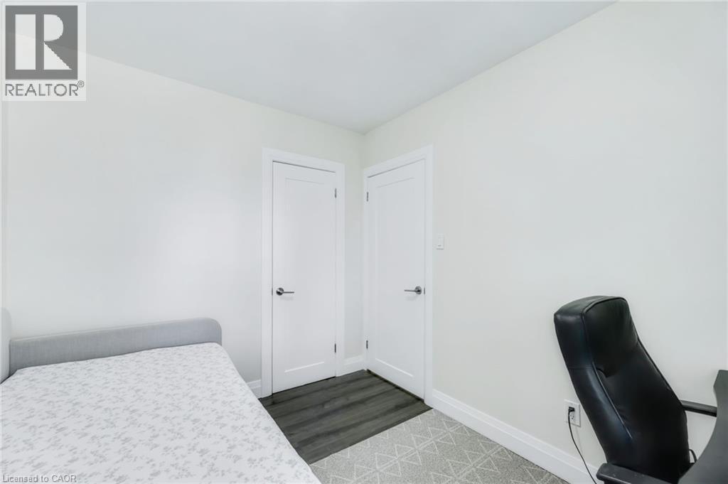 18 Tweedsmuir Avenue, London, Ontario  N5W 1K5 - Photo 13 - 40822178