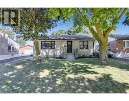 18 TWEEDSMUIR Avenue, London, Ontario