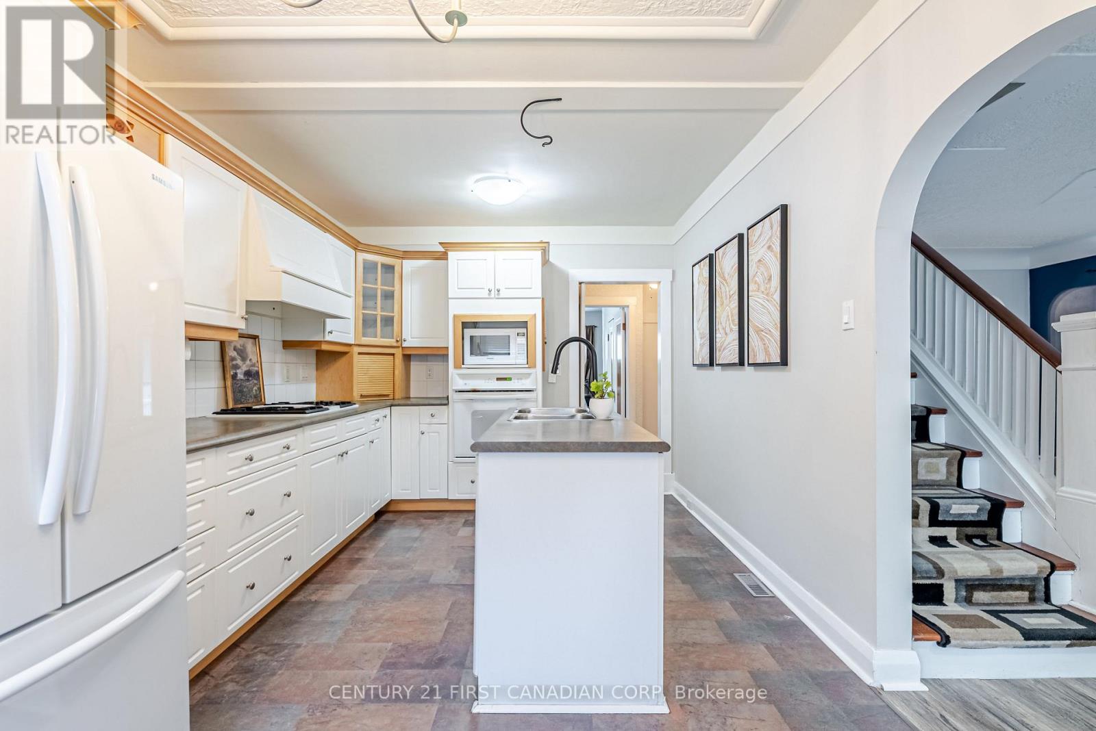 108 Myrtle Street, St. Thomas, Ontario  N5R 2G3 - Photo 14 - X13019508