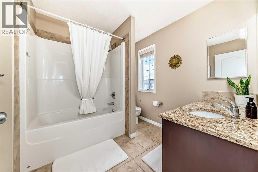 301 Kincora Glen Rise NW, Calgary, Alberta  T3R 0B9 - Photo 32 - A2291813