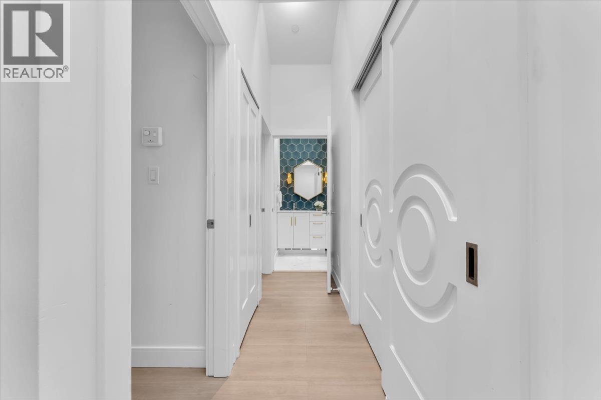 1020 Odlum Drive, Vancouver, British Columbia  V5L 3L6 - Photo 10 - R3083221