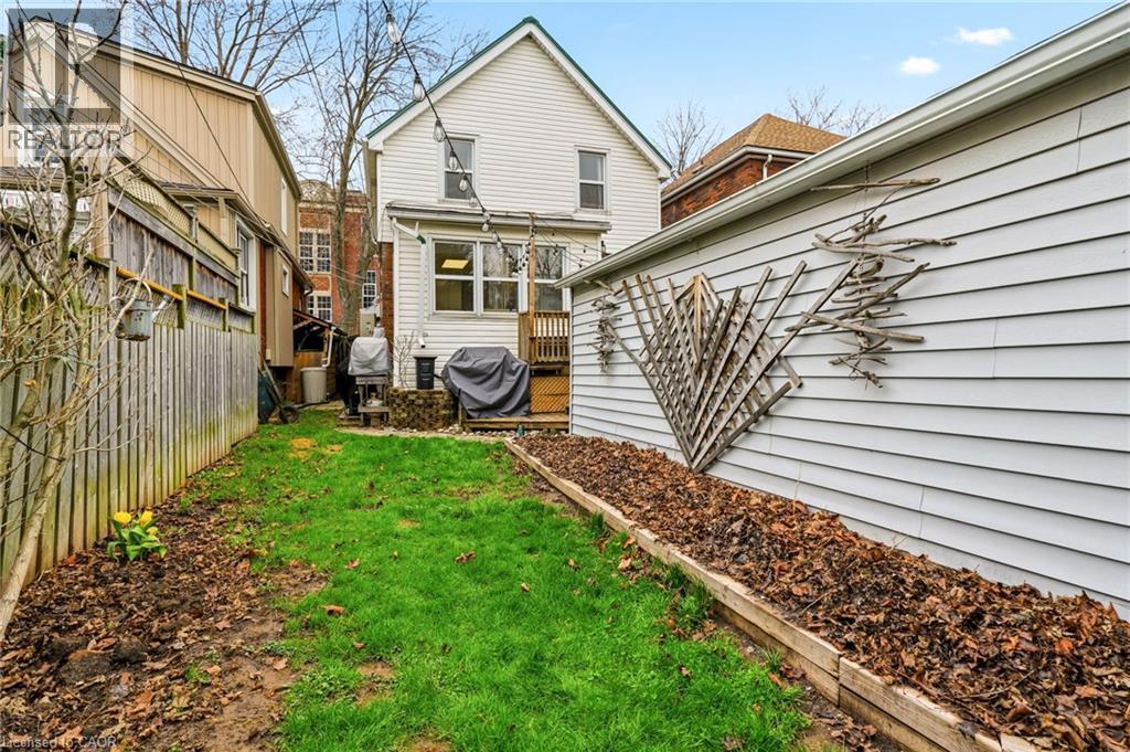 80 Weir Street N, Hamilton, Ontario  L8H 5E8 - Photo 39 - 40809337