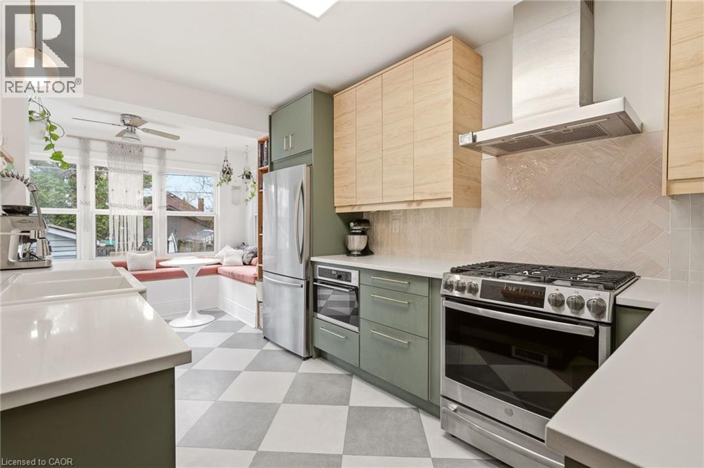 80 Weir Street N, Hamilton, Ontario  L8H 5E8 - Photo 8 - 40809337