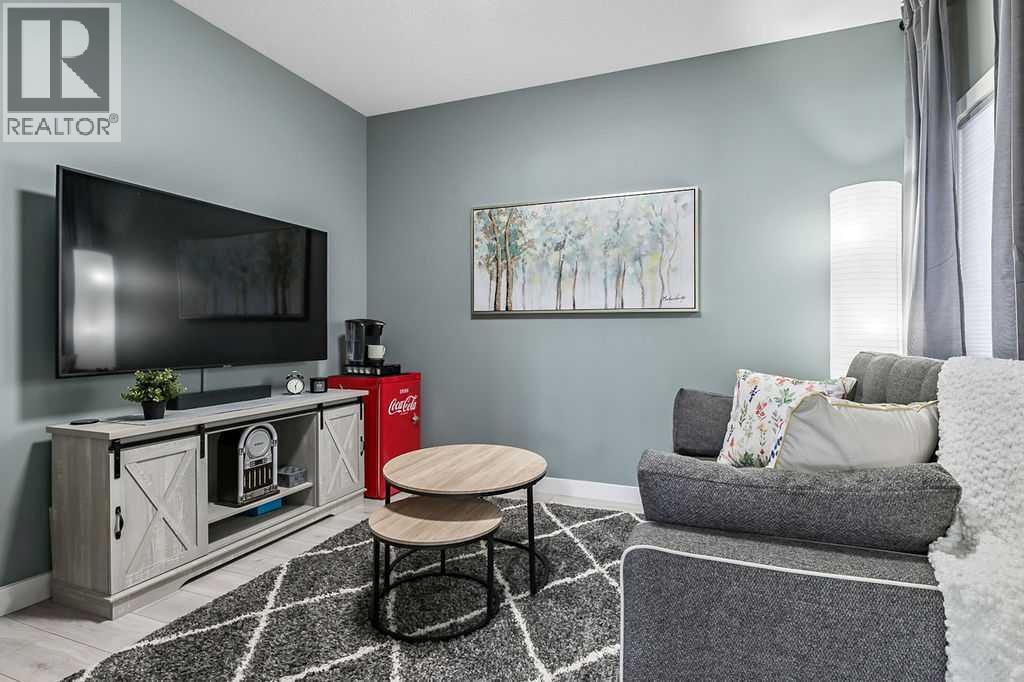 5 Birch Glen, Okotoks, Alberta  T1S 5S9 - Photo 4 - A2299490