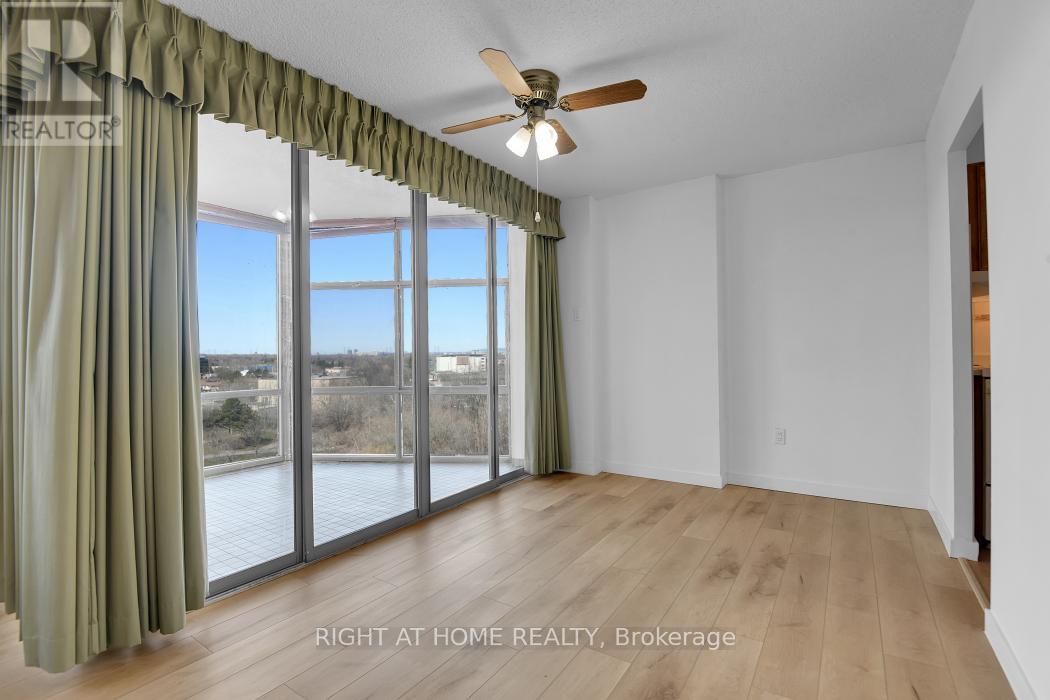 909 - 2759 Carousel Crescent, Ottawa, Ontario  K1T 2N5 - Photo 13 - X13019474