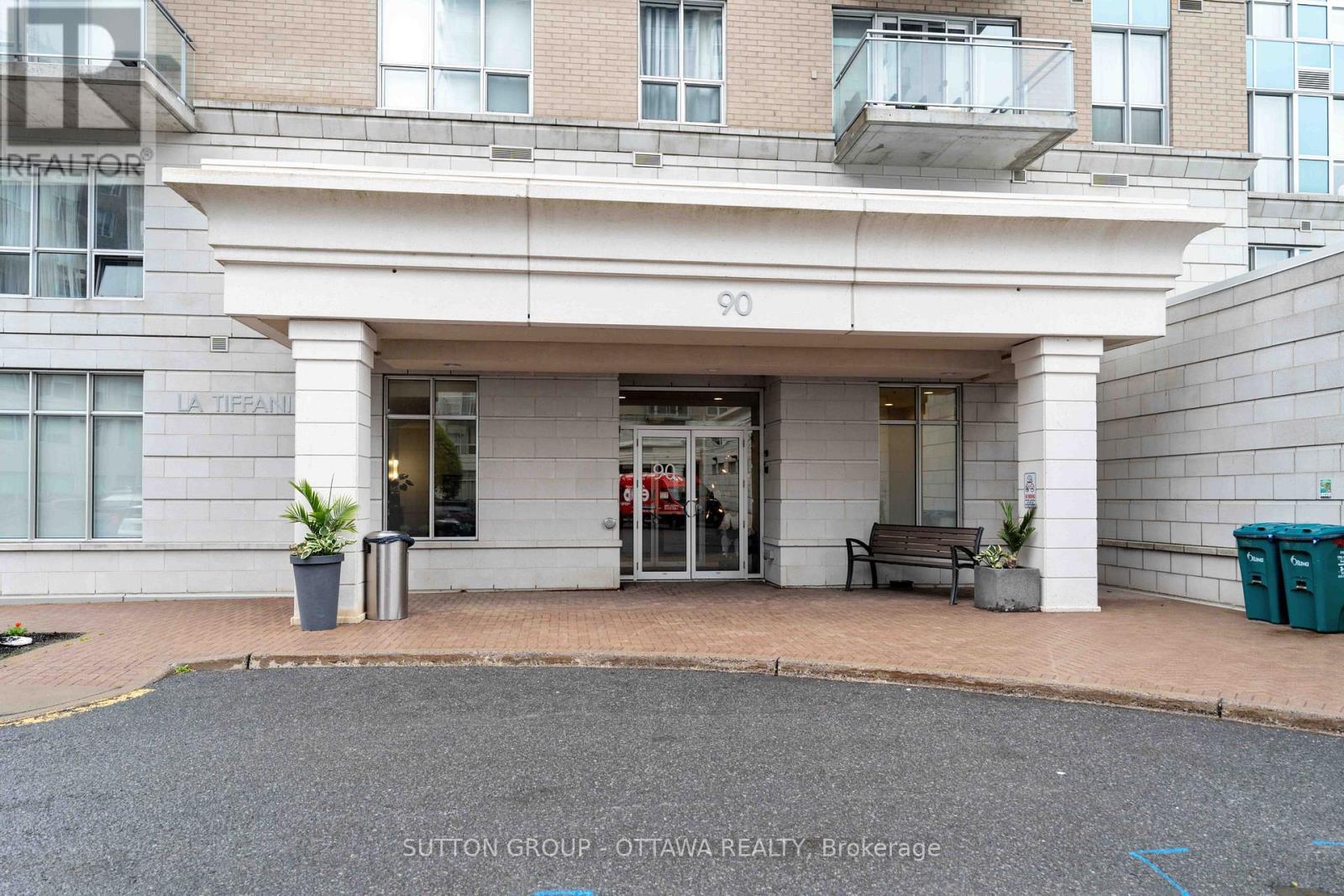 1608 - 90 Landry Street, Ottawa, Ontario  K1L 0A9 - Photo 2 - X13019522