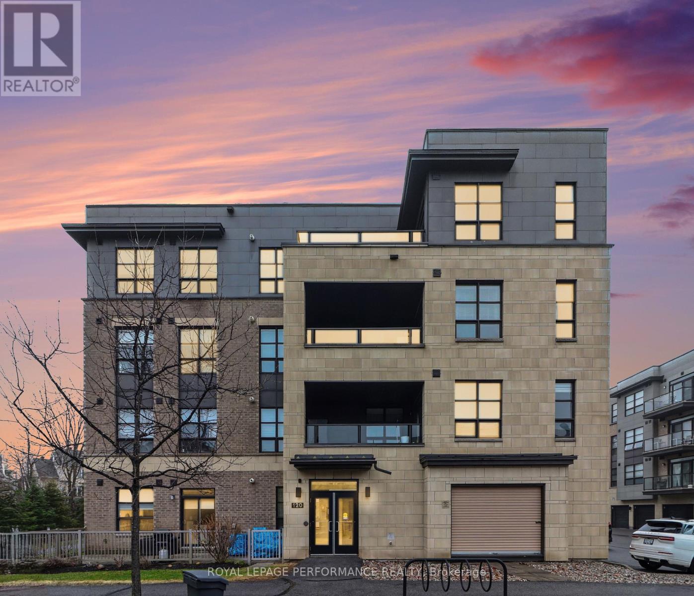 403 - 120 Montblanc Private, Ottawa, Ontario  K1C 0B1 - Photo 2 - X13019556