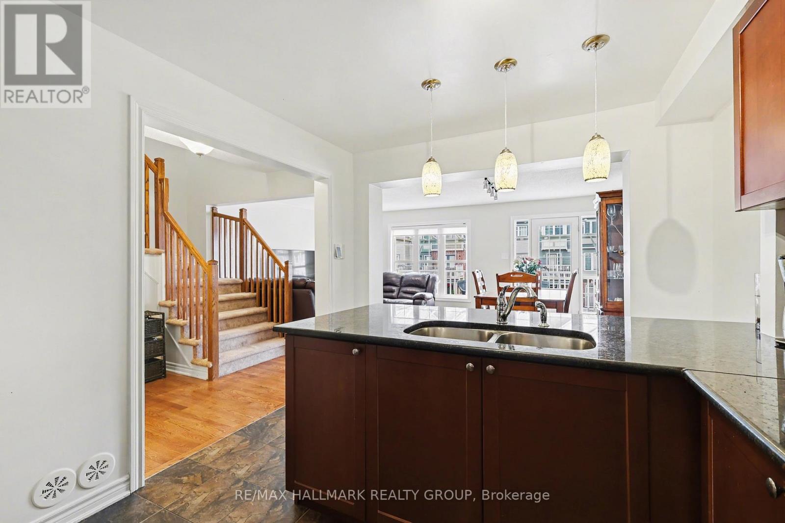 2516 Nutgrove Avenue, Ottawa, Ontario  K2J 0X3 - Photo 18 - X13019560