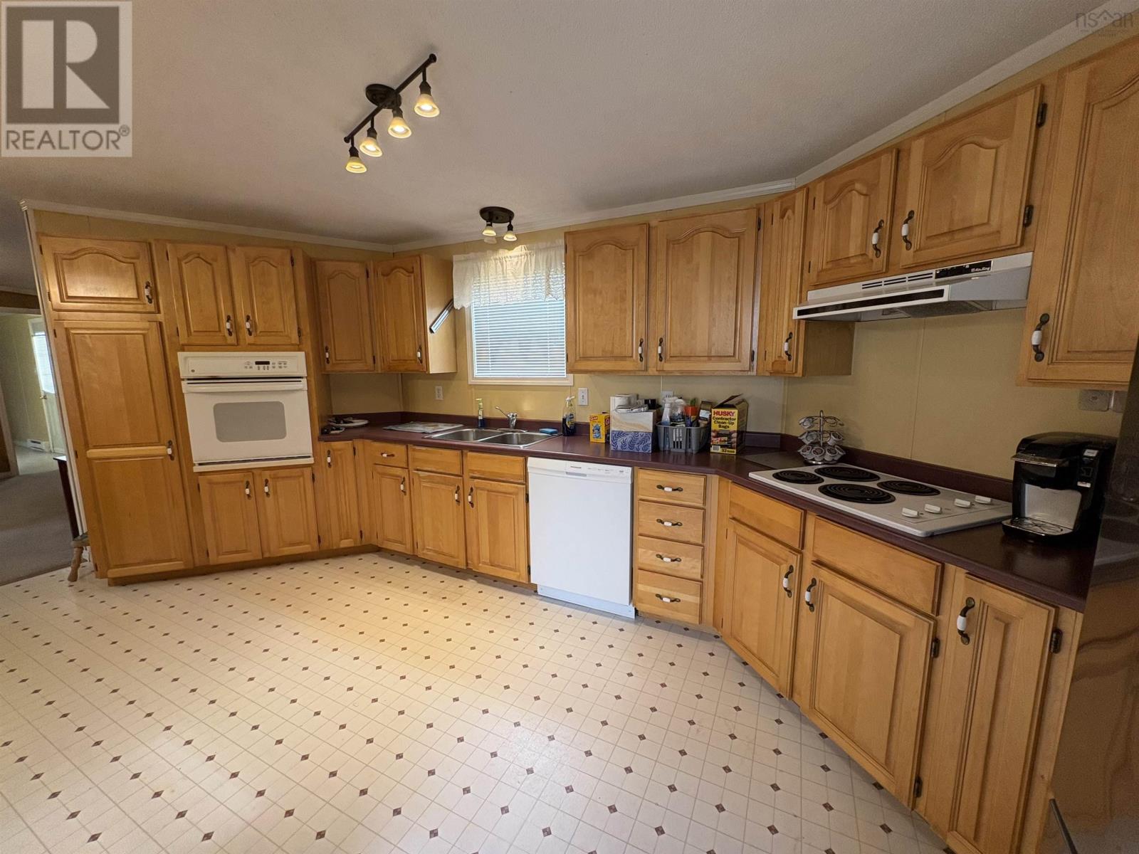 1025 Park Lane, Westville, Nova Scotia  B0K 2A0 - Photo 8 - 202607980