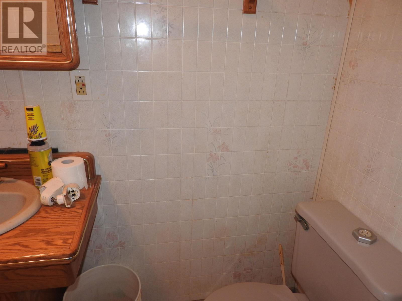 497 Lakeshore Dr, Thunder Bay, Ontario  P7A 0P9 - Photo 18 - TB2600743