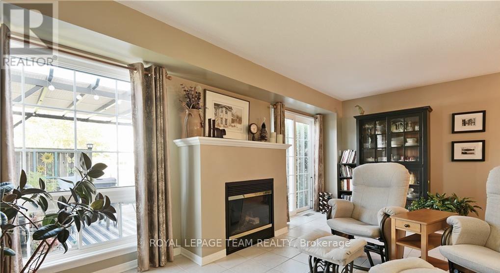32 Riverstone Drive N, Ottawa, Ontario  K2J 4X7 - Photo 7 - X12993418