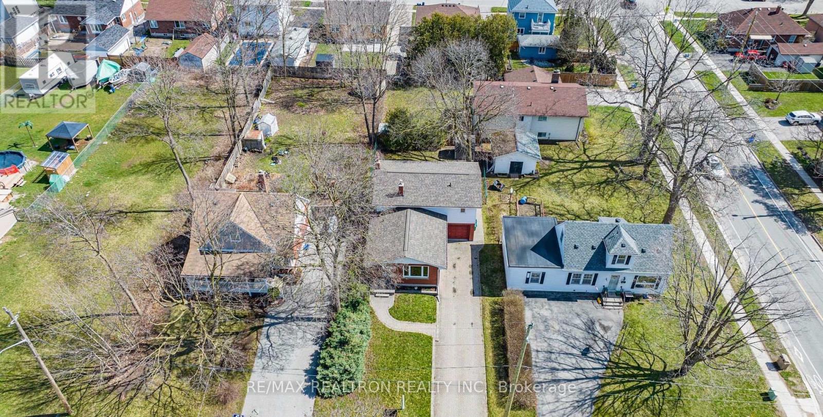 143 Peel Street, Barrie, Ontario  L4M 3L7 - Photo 29 - S13018808