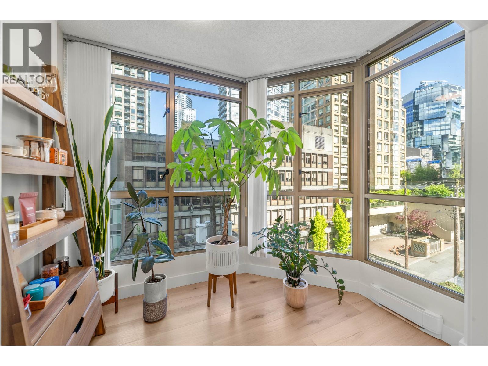 706 867 Hamilton Street, Vancouver, British Columbia  V6B 2R7 - Photo 12 - R3113205