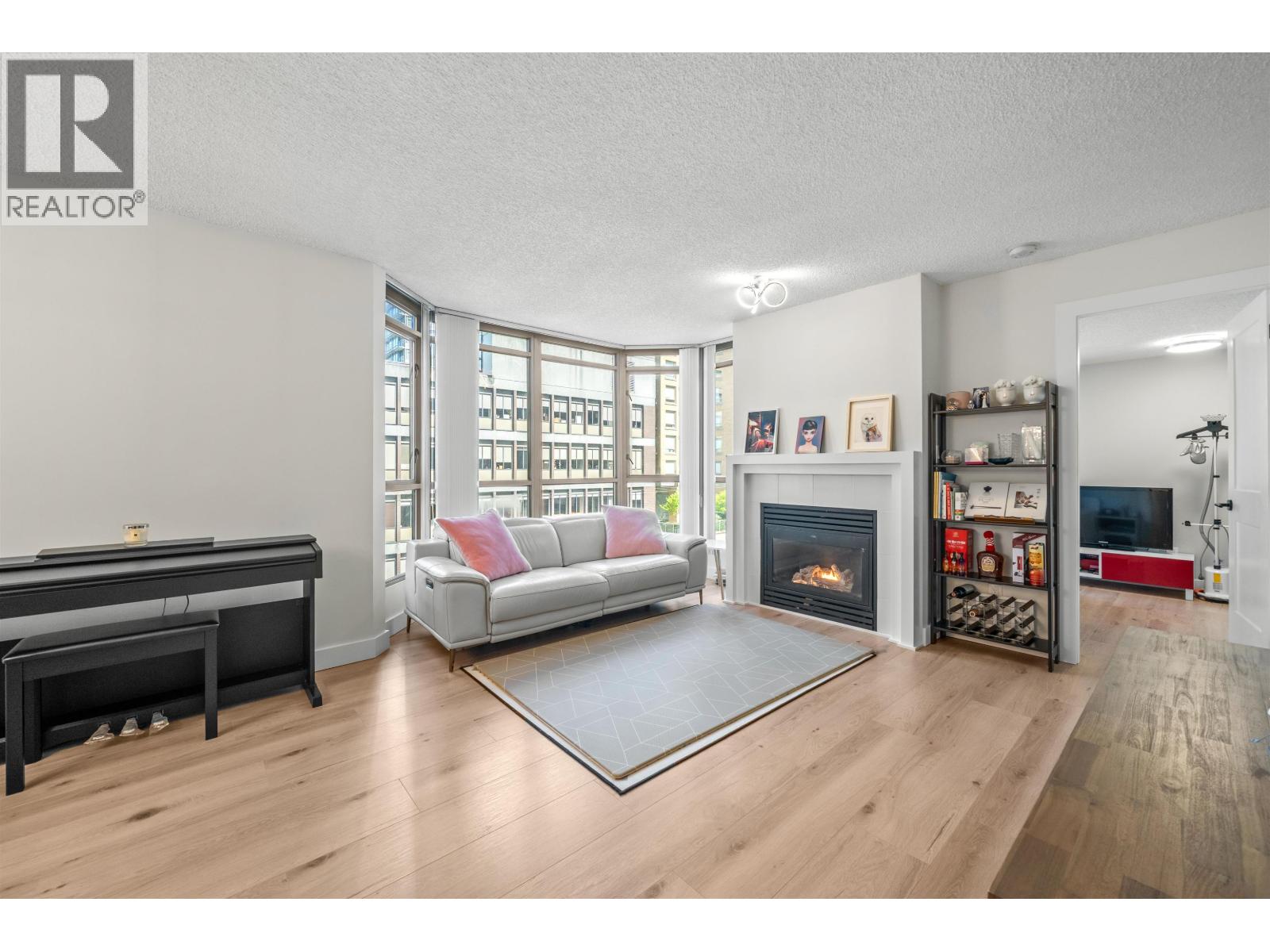 706 867 Hamilton Street, Vancouver, British Columbia  V6B 2R7 - Photo 9 - R3113205